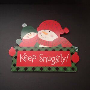 Hallmark Plastic Snowman Winter Theme "Keep Snuggly" Wall Hanging
